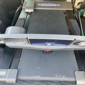 Used Weslo CADENCE 200CS WCTL1901.2 Folding Treadmill