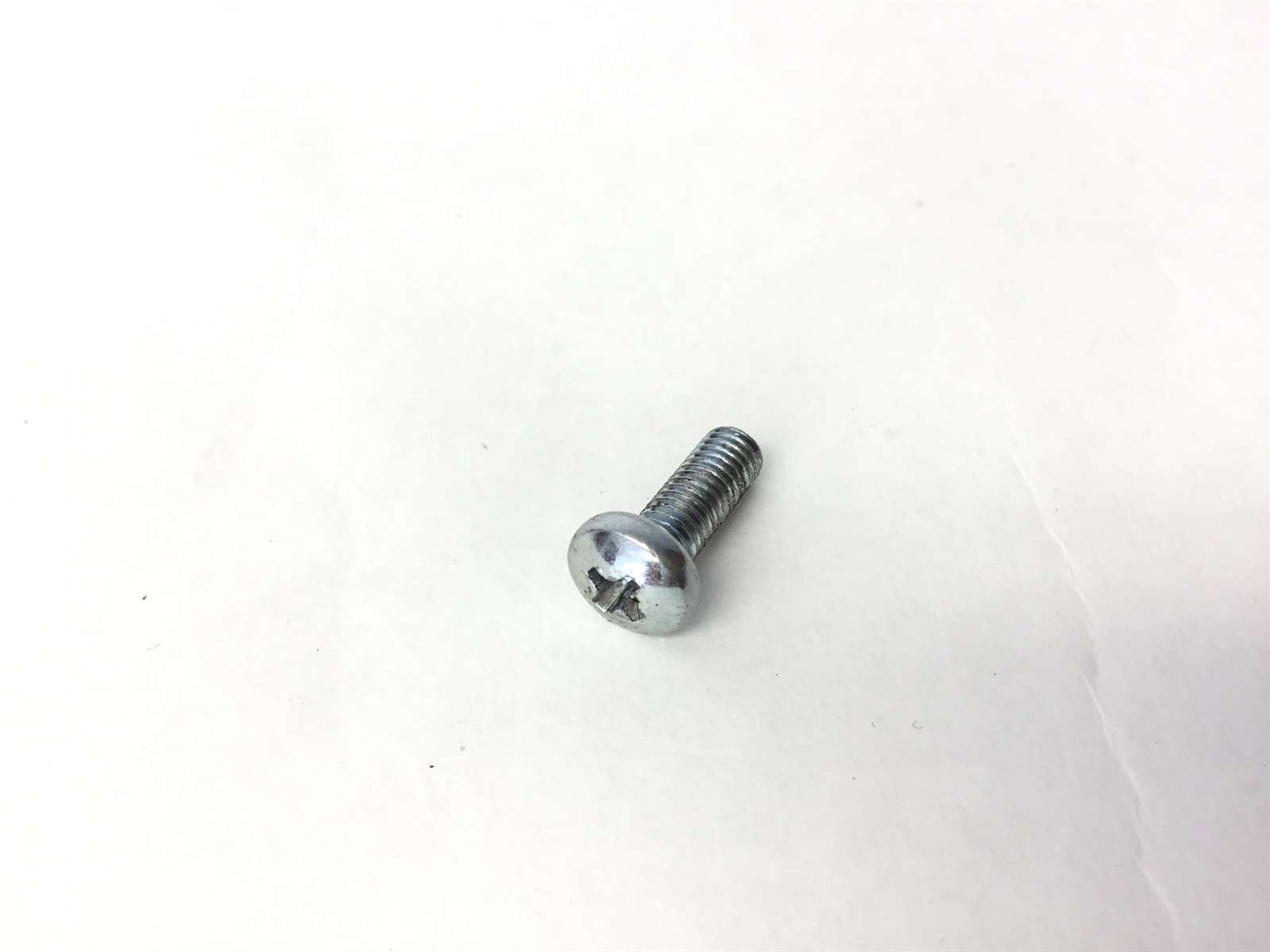 Hardware: Screw 14MM