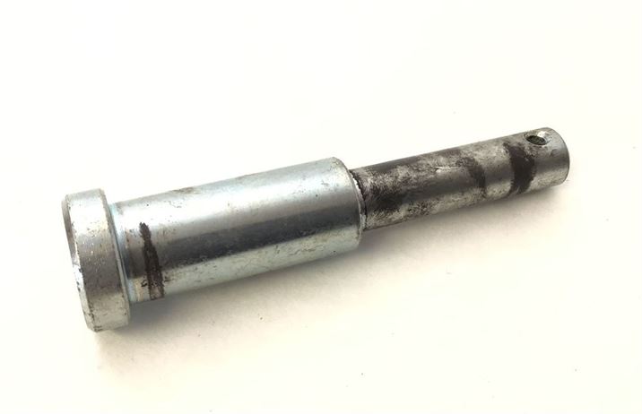 Incline Motor Pin Shoulder Screw