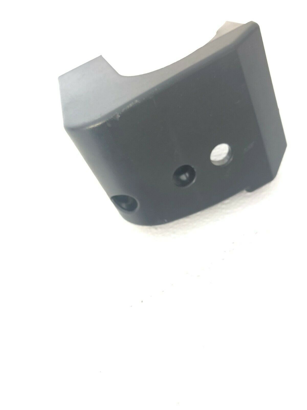 Right Rear Plastic End Cap (Used)