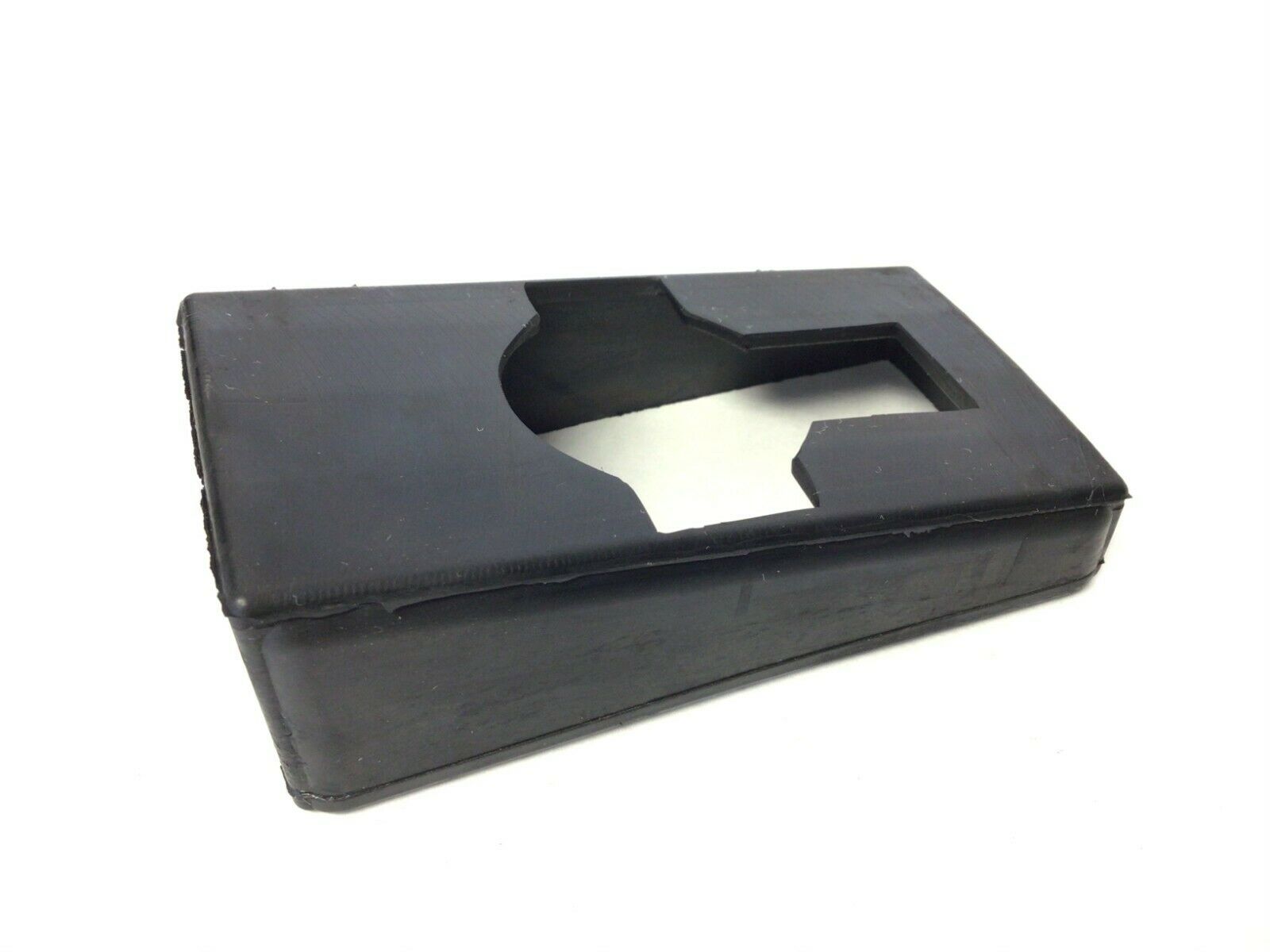 SportsArt 803P Elliptical Rear Cover Shroud Support Rubber (Used)
