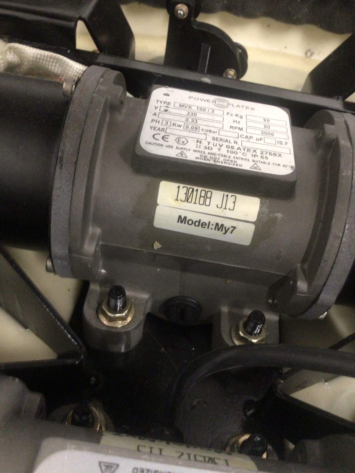 Vibration Platform Assembly w MVE Type Magnetic Motor Set - blemished Connector (Used)