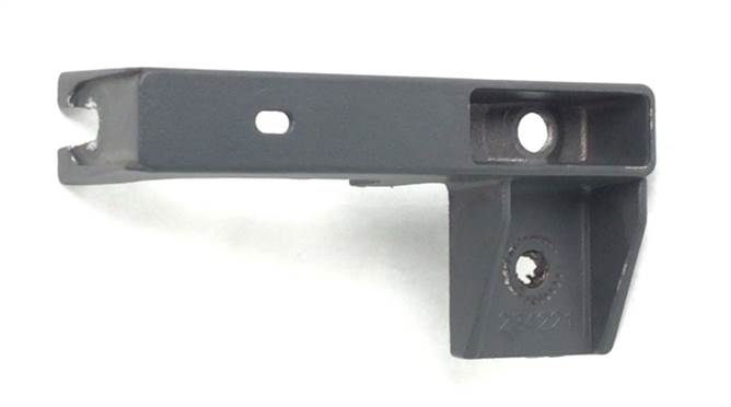 RT IDLER ROLLER BRACKET