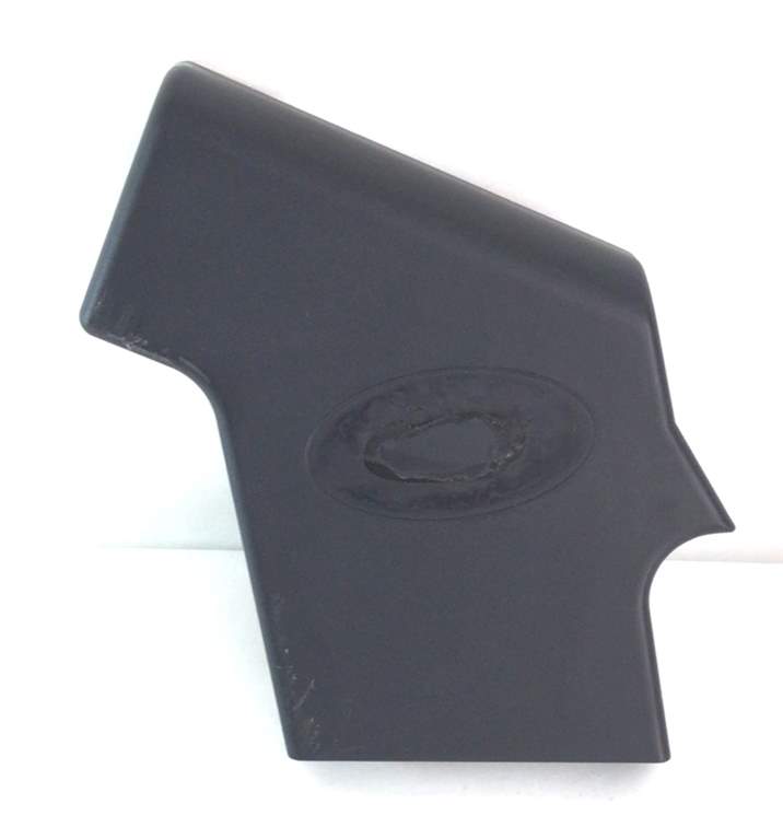Right Outer Handrail Cover (Used)