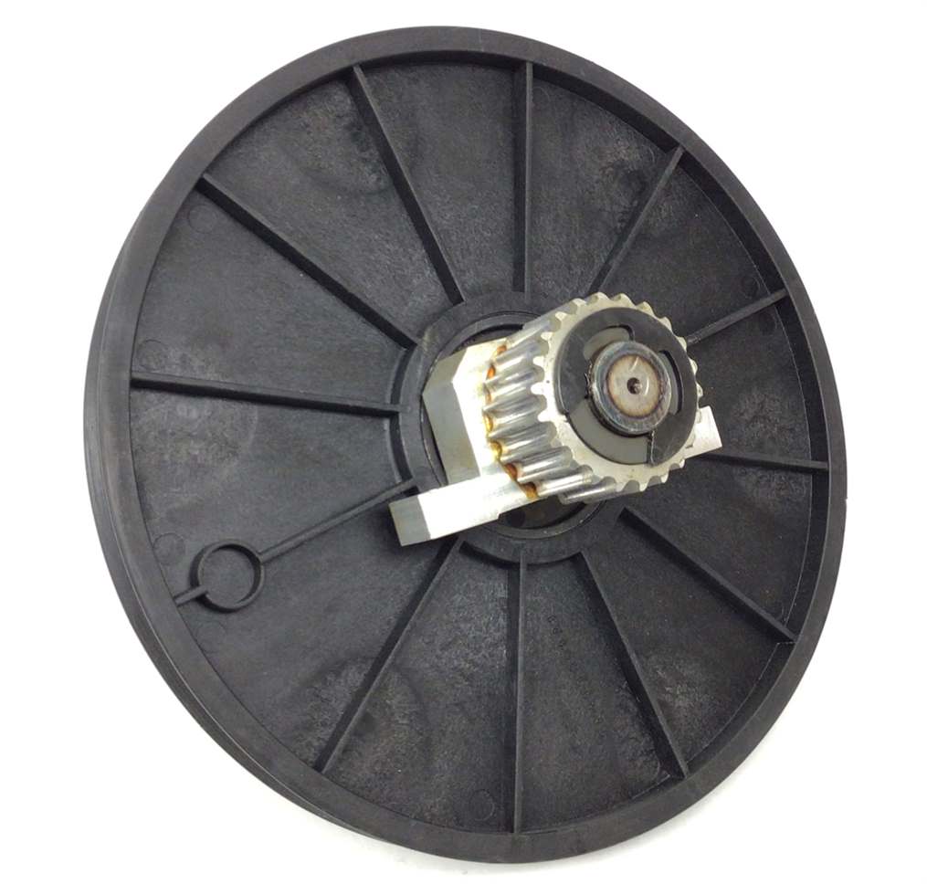 Drive Pulley Axle Assembly With Notched Freewheel (Used)