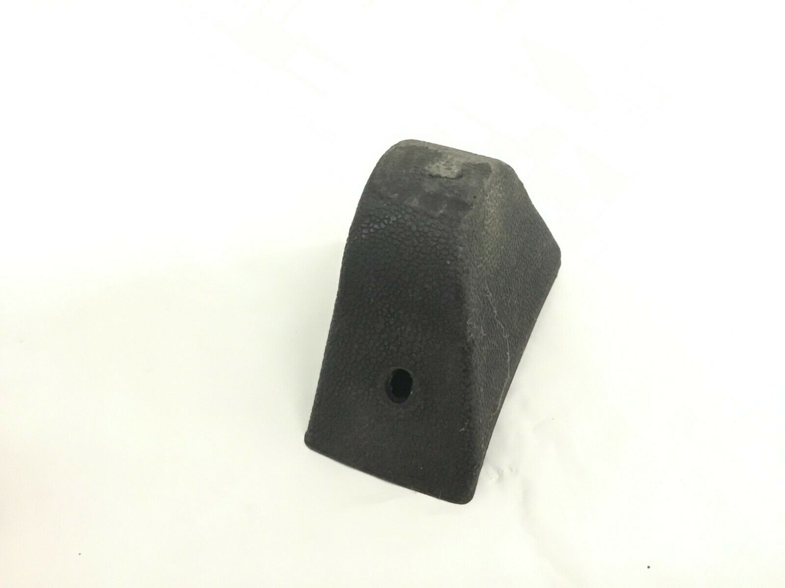Right Rubber Pad End Cap