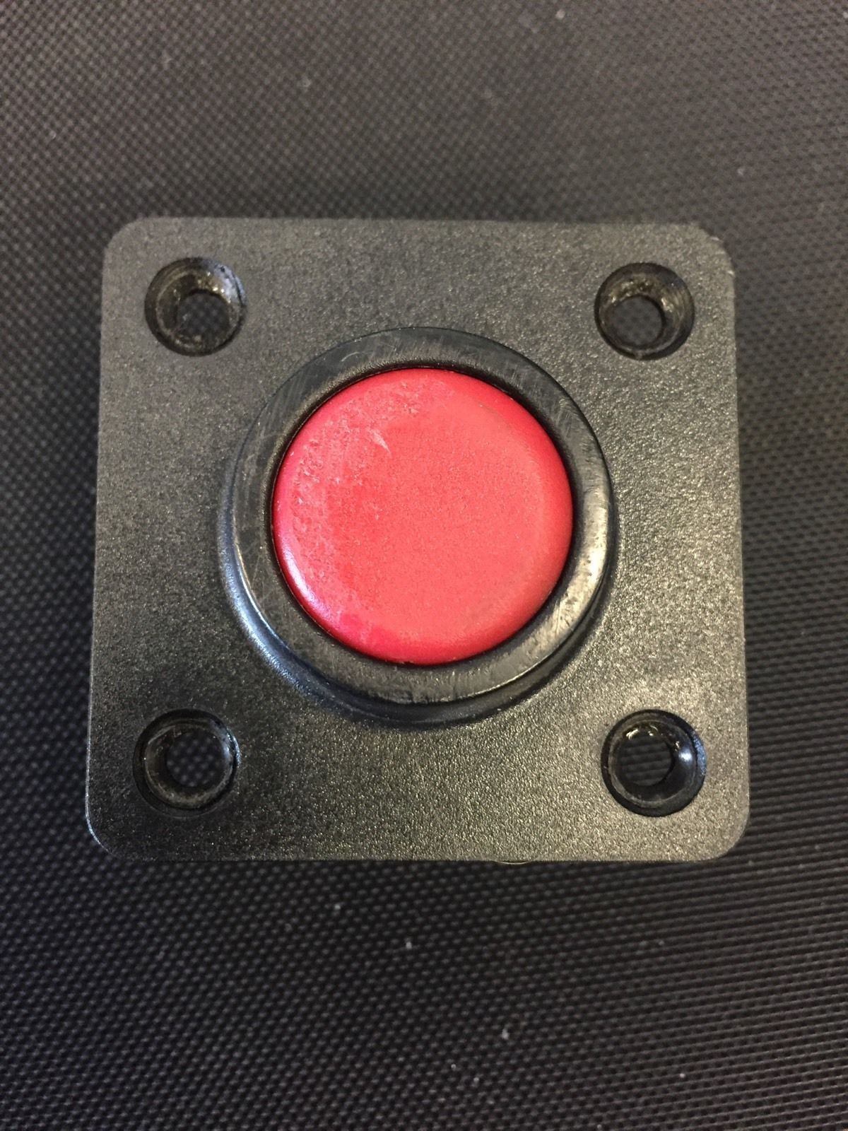 Button Latch Housing Lock (Used)