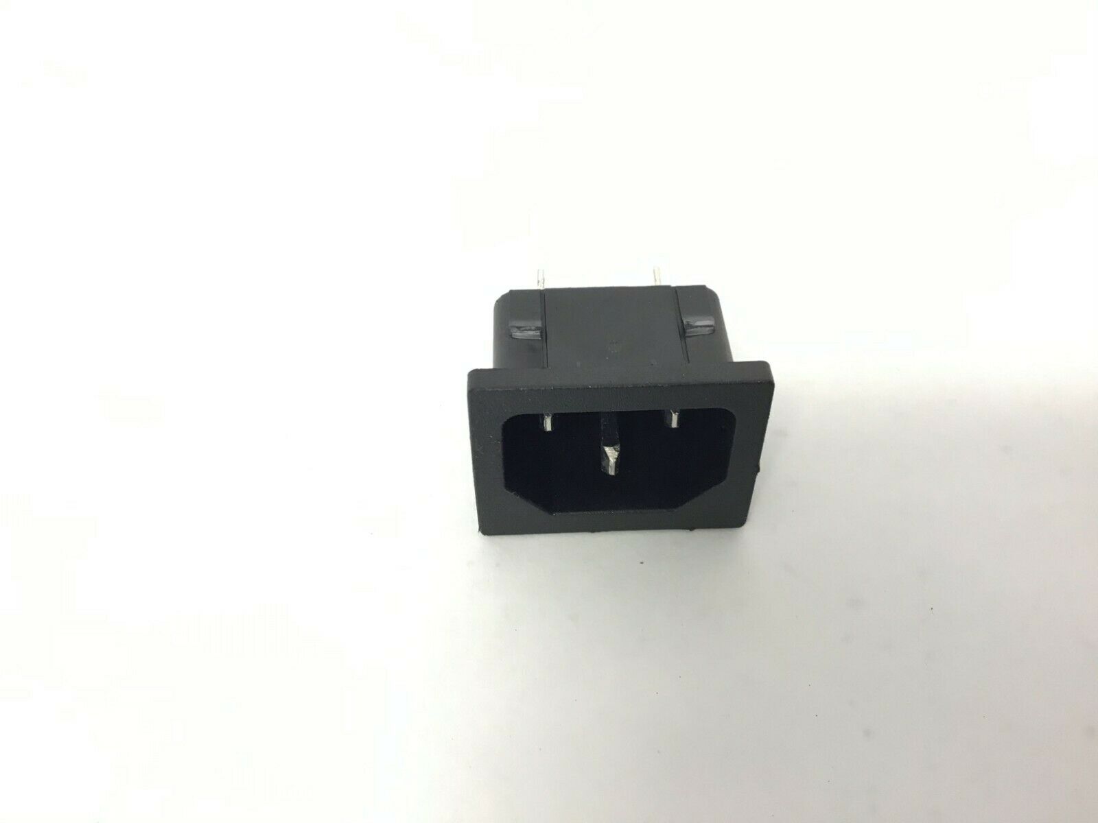 Power Cord Entry Input Socket 115v (Used)