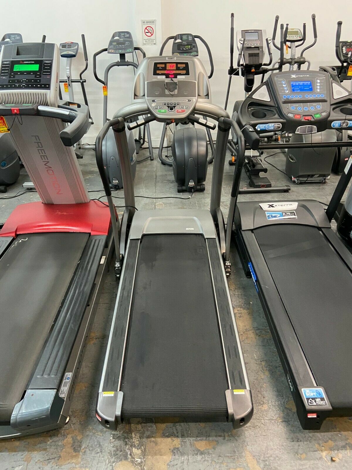 Johnson Fitness-Horizon AFG 5.0AT Folding Treadmill (Used)