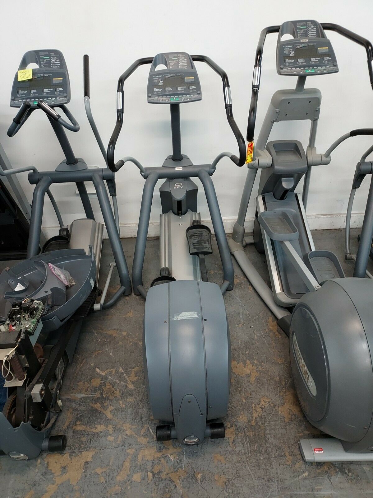 Precor EFX 546i Adjustable Incline Elliptical Trainer (Used)