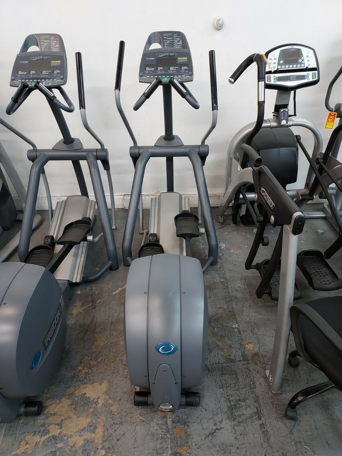 Precor EFX 556i Elliptical Trainer (Used)