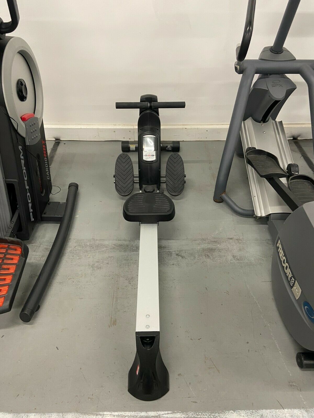 Avari A350-700A Folding Rower for Home Gym (Used)