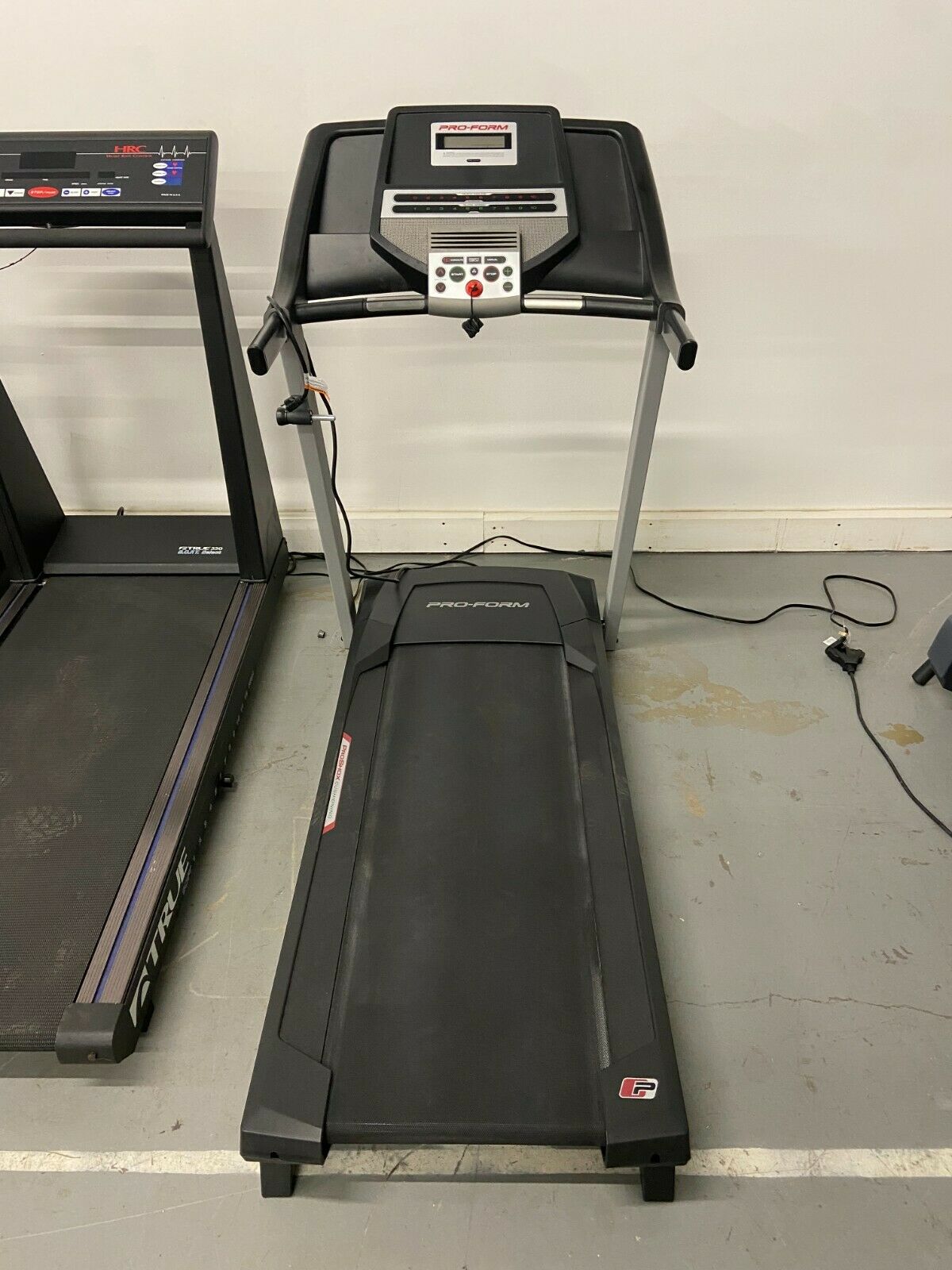 ProForm Performance 300 Folding Treadmill for Home Gym (Used)