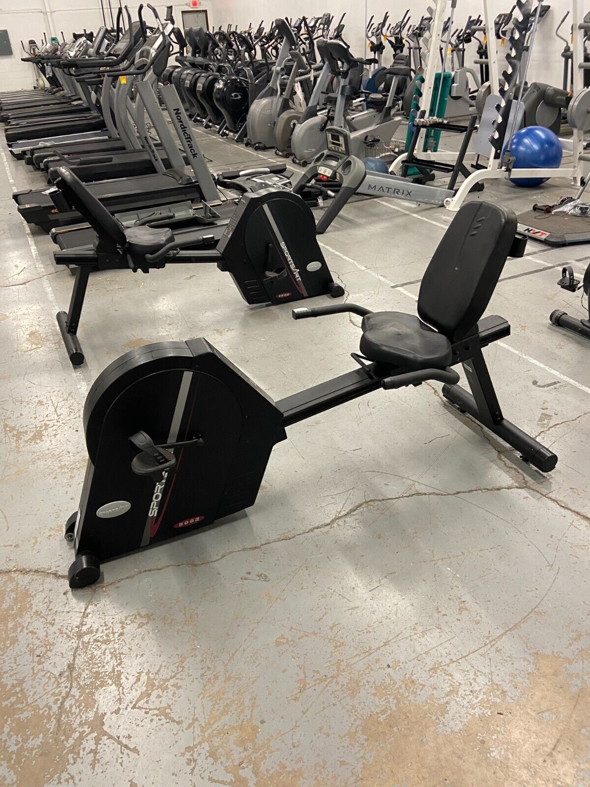 SportsArt 5002 Recumbent Exercise Stationary Bike for Home Gym (Used)