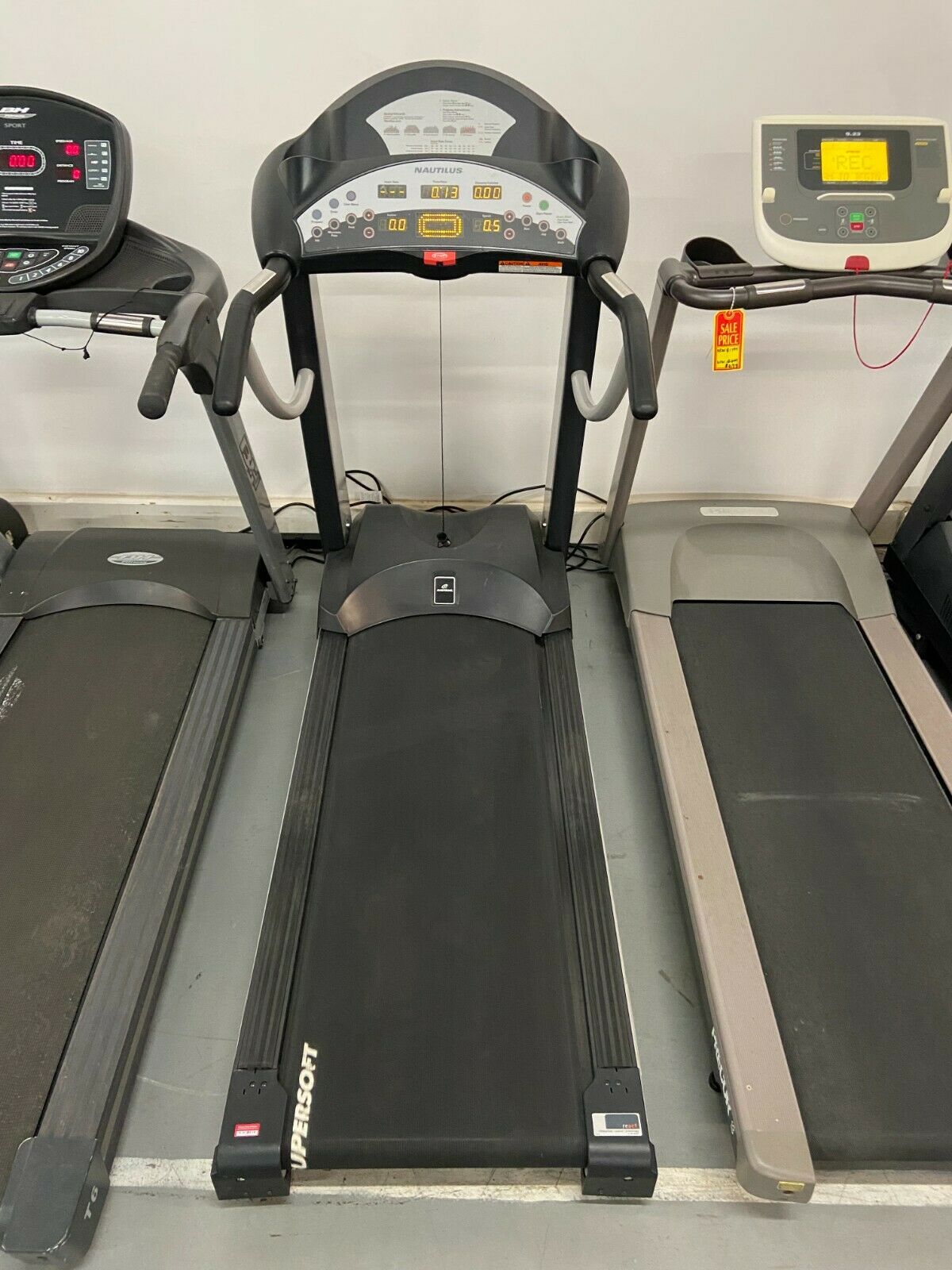 Nautilus NTR 800 Treadmill for Home Gym (Used)